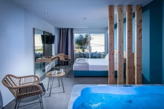 غرفة سوبيريور بسرير مزدوج بجاكوزي، Enorme Infinity Beach 3/4
