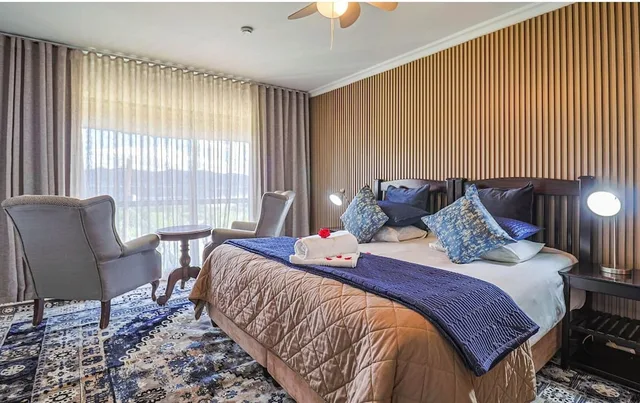 غرفة فاخرة بسرير كينج، Galagos Lodge 3/6