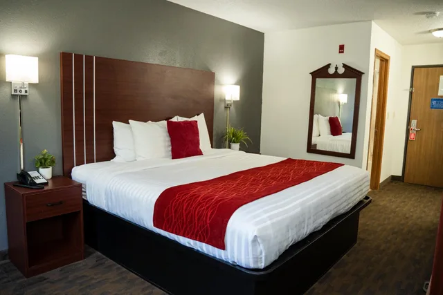 غرفة بسرير كينج، New Victorian Inn York 3/8