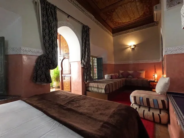 غرفة كومفورت ثلاثية بإطلالة على الفناء، Riad Maizie 8/10