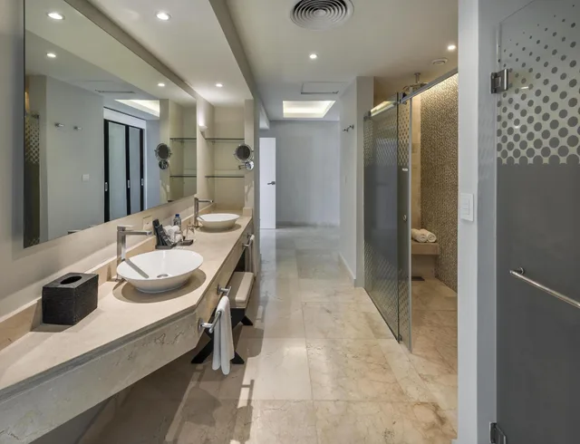 غرفة بسريرين كوين، Royalton CHIC Punta Cana, An Autograph Collection All-Inclusive Resort & Casino - Adults Only 3/3