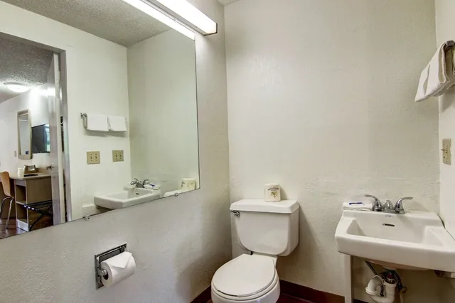 غرفة قياسية بسريرين كوين للمدخنين، Motel6 Atlanta Airport - Union City 6/8