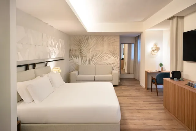 غرفة كومفورت بسرير مزدوج أو سريرين منفصلين، Hotel Delfino Taranto 1/5