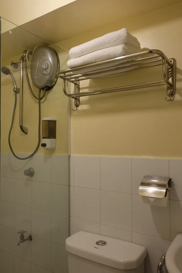 غرفة ديلوكس ثلاثية بسرير مزدوج وسرير فردي، Spaces By Eco Hotel 2/2