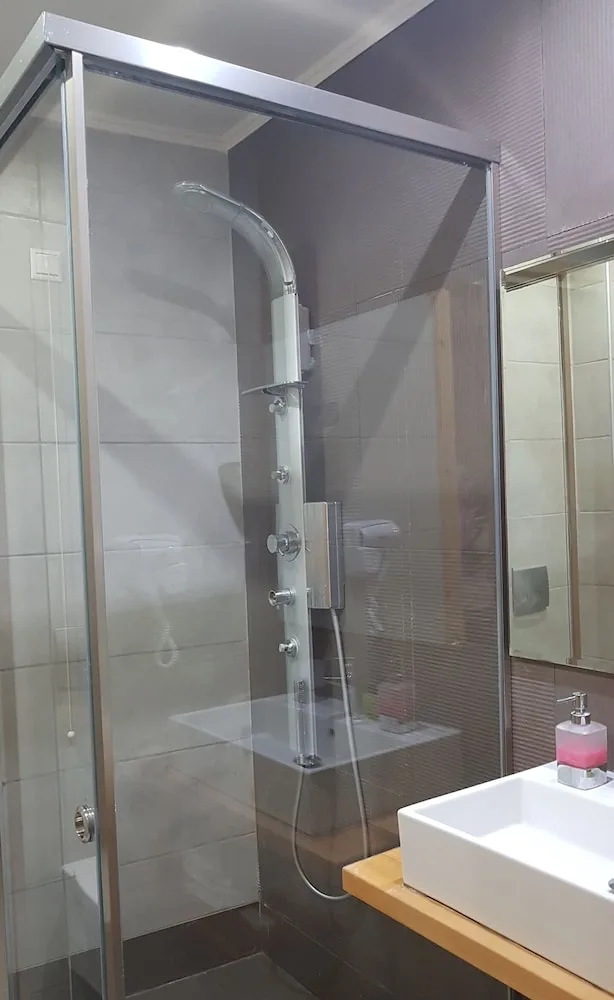Room, Double Bed, Sea Side، Grand Theoni Hotel Suites And Spa 4/5
