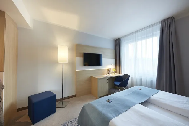 غرفة بزنس بسرير مزدوج، Four Points Flex by Sheraton Goettingen 3/4