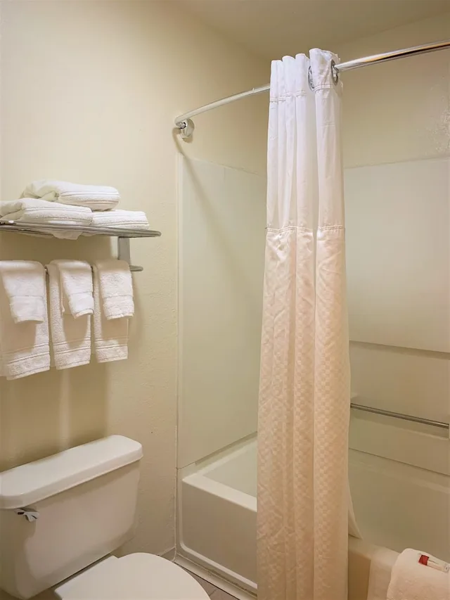 غرفة ديلوكس بسريرين كوين، Travelodge By Wyndham Albuquerque East 7/8