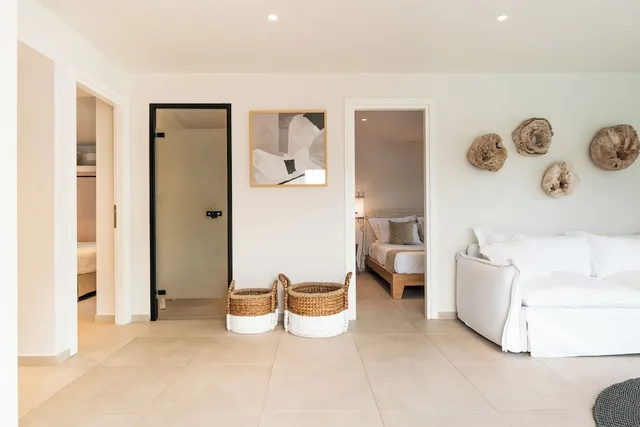 2 Bedrooms, Danai, Villa, Twin Beds, Queen Bed, Beach Front, Sofa, Private Pool، Amaronda Resort Spa 6/8