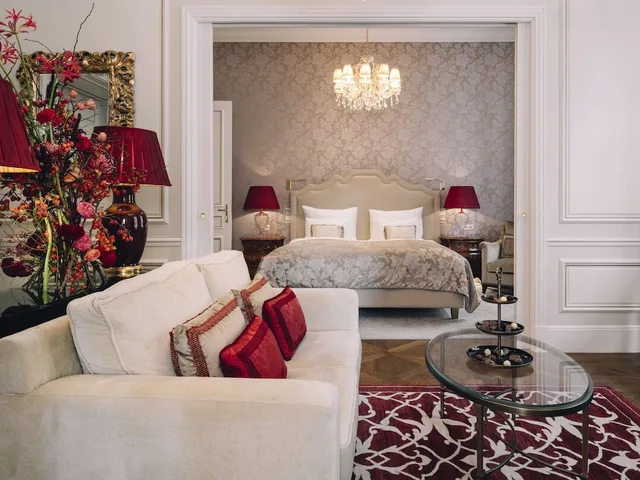 Wiener Philharmoniker, Suite, 2 King Beds، Hotel Sacher Wien 4/4