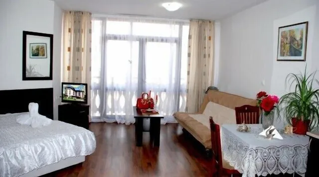 استوديو ديلوكس بسرير مزدوج مع أريكة، Hotel Elegant Lux 10/10