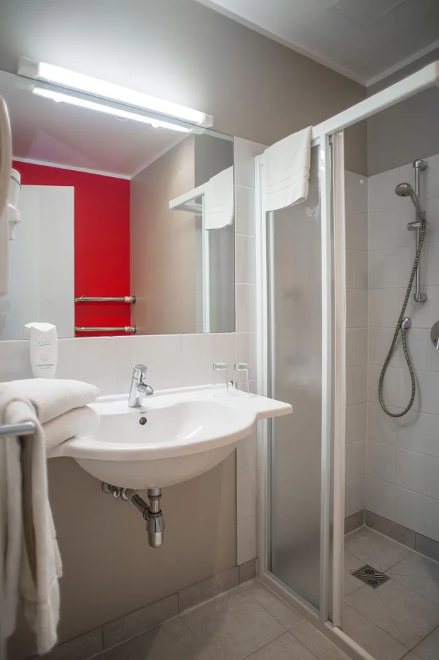 غرفة قياسية مزدوجة، Rija Vef Hotel 7/7