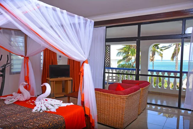 غرفة ديلوكس بسرير مزدوج بإطلالة على البحر بشرفة، Ocean View Nyali Boutique 3/10