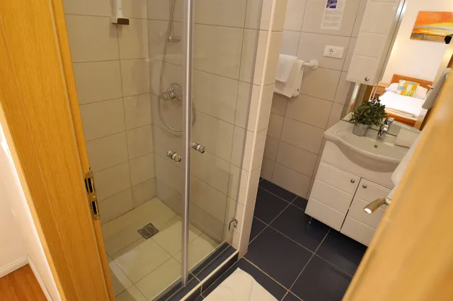 غرفة عائلية بشرفة، HOTEL DELFIN 7/7