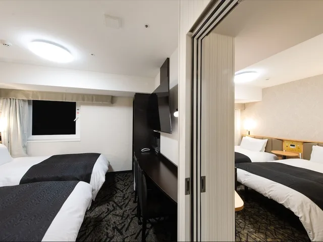 غرفة متصلة بأربعة أسرّة، APA Hotel & Resort Osaka Namba Ekimae Tower 2/6