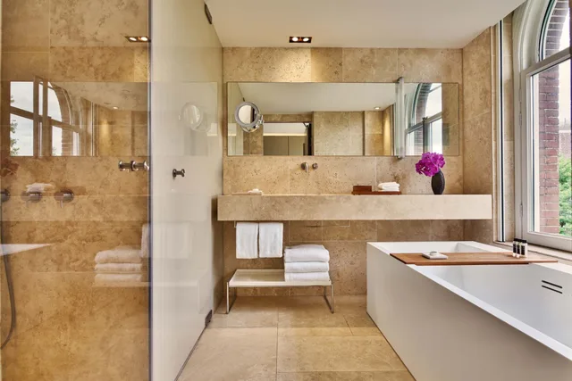 جناح بشرفة بغرفتي نوم، Mandarin Oriental Conservatorium, Amsterdam 3/4