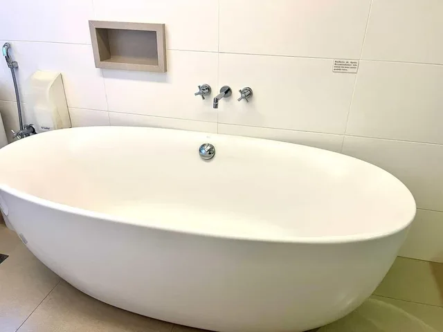 Suite, Oasis Plaza 9/9