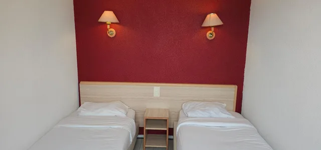 غرفة اقتصادية بسريرين منفصلين، Hotel Corona 7/10