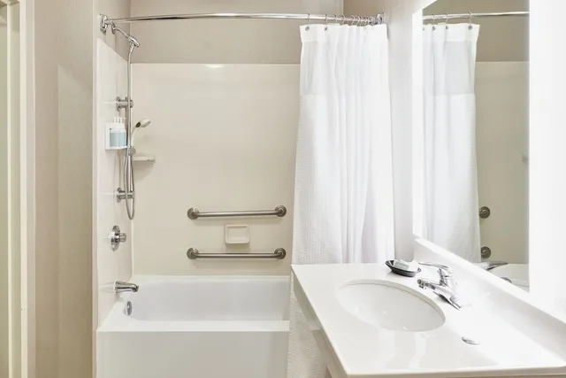 جناح بسريرين كوين مع سرير سحّاب إضافي، Springhill Suites Phoenix Downtown 3/9