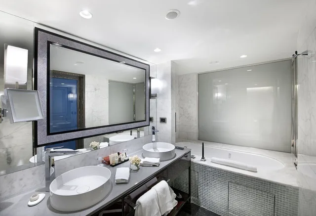 Flying Carpet, Suite, Double Bed, Sofa, Lounge Access، The Marmara Taksim 5/5