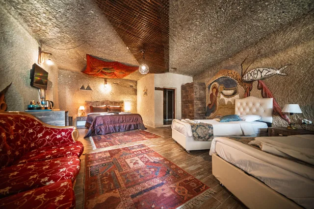 غرفة ديلوكس عائلية بسرير كوين وسريرين منفصلين، Adelya Cave Hotel 2/2