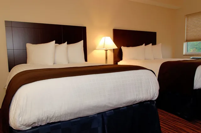 غرفة بسريرين كوين، Cobblestone Inn & Suites - Fort Madison 2/7