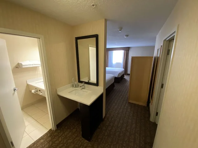 جناح بسريرين كوين وسريرين مزدوجين، Best Western Cold Lake Inn 9/9