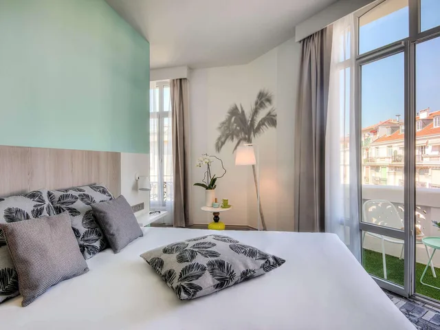 غرفة بسرير مزدوج بشرفة، Ibis Styles Nice Centre Gare 3/7