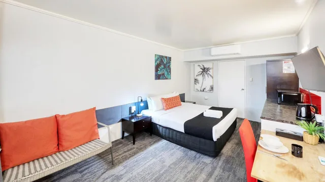 غرفة ديلوكس بسرير كينج، TROPICAL GATEWAY MOTOR INN 3/3