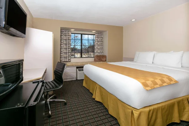 جناح بسرير كوين لذوي الإعاقة، Travelodge by Wyndham Arlington/Dallas Area 3/8
