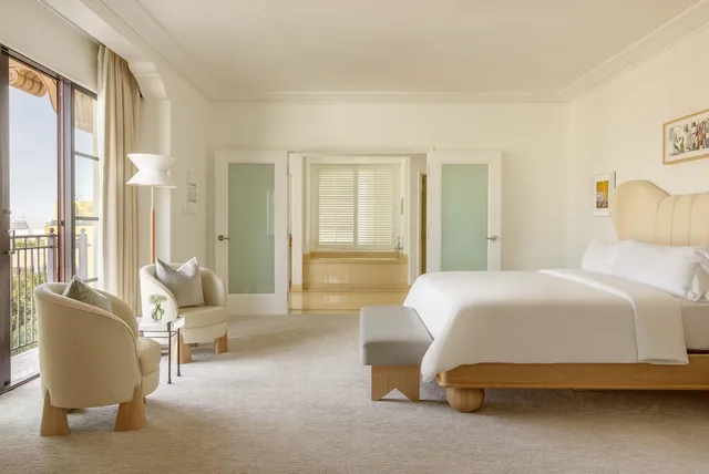Hollywood, Suite, King Bed, The Maybourne Beverly Hills 3/5