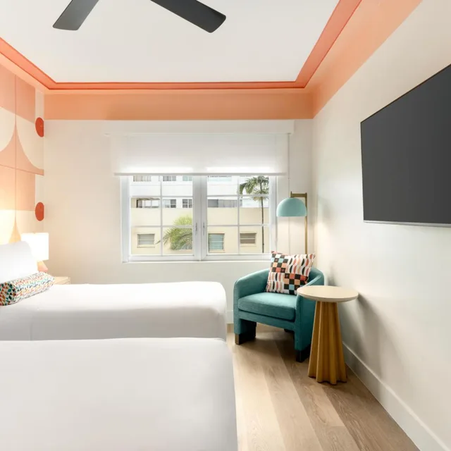 غرفة ديلوكس بسريرين منفصلين، Waldorf Towers South Beach 3/6