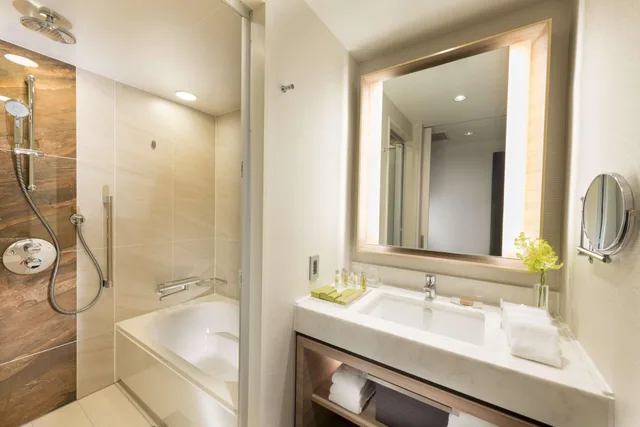 غرفة عائلية، DoubleTree by Hilton Okinawa Chatan Resort 2/2