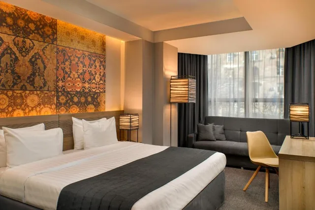 غرفة سوبيريور بسرير مزدوج، Republica Hotel Yerevan 1/2
