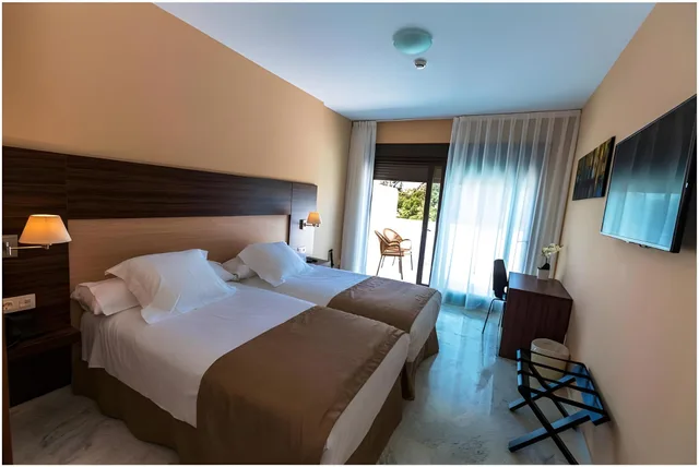 Room, 2 Double Beds, Terrace, Hotel Finca Los Abetos 1/1