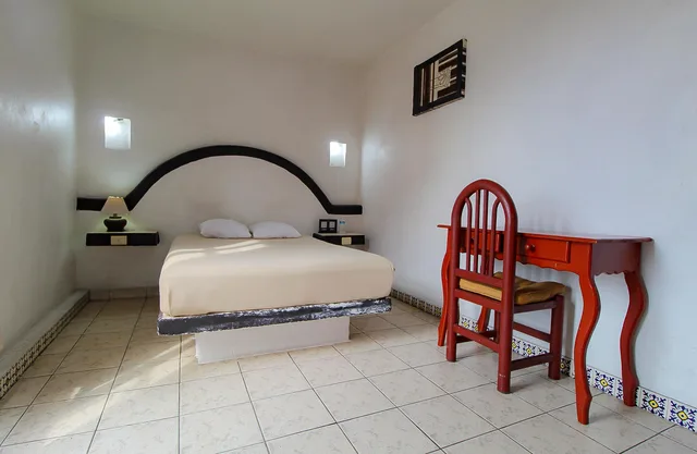 غرفة قياسية مفردة بسرير مزدوج، Plaza Morelia 4/7