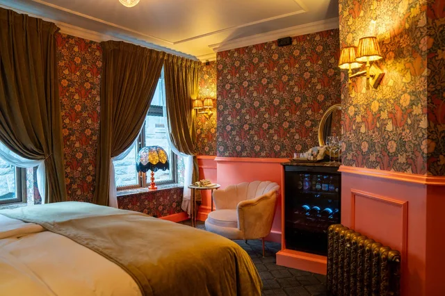 Petite, Charmante Skostredet Hotel 2/8