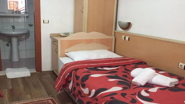 غرفة قياسية مفردة، Karyatit 26/29