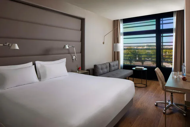 غرفة سوبيريور بسرير مزدوج، Nh Sevilla Plaza De Armas Hotel 2/7