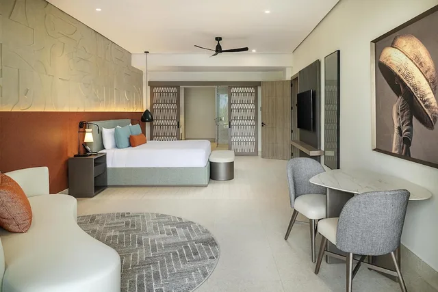 1 Bedroom, Azure, Club, Deluxe, Suite, King Bed, Ocean View، Zemi Miches Punta Cana All-Inclusive Resort, Curio by Hilton 6/10