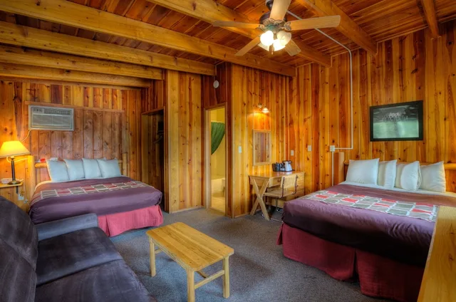 دوبلكس بسريرين كوين مع أريكة، Powder House Lodge 1/2
