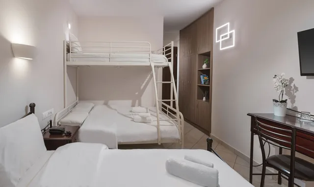 غرفة سوبيريور ثلاثية بسرير مزدوج وسرير فردي، Minavra Hotel 10/10