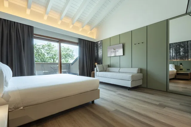 Superior, 1 Queen and 1 Single Bed, Pool Access، Hotel Horizon Wellness Spa Resort, BW Signature Collection 1/10
