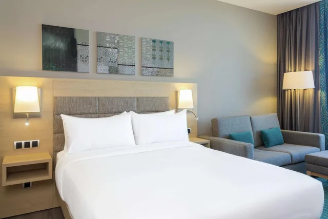 Family, Queen Bed, Sea View, Sofa, Hilton Garden Inn Tanger City Center 4/7