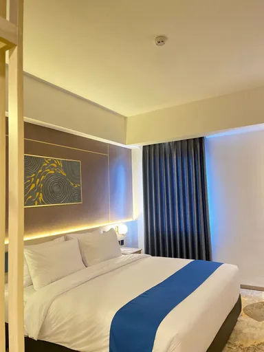 غرفة تنفيذية بسرير مزدوج، Lynn Hotel Tuban 1/3