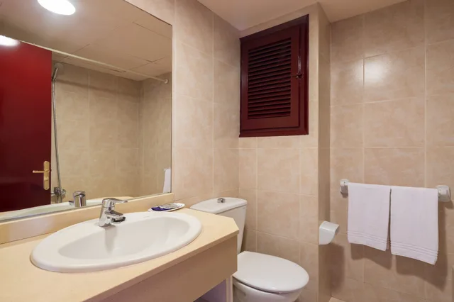 Room, Triple, Single Bed, htop Olympic 5/5