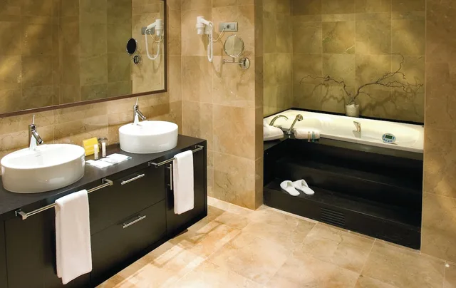 جناح جونيور بسرير كينج، Occidental Aranjuez Formerly Barcelo Aranjuez 5/5