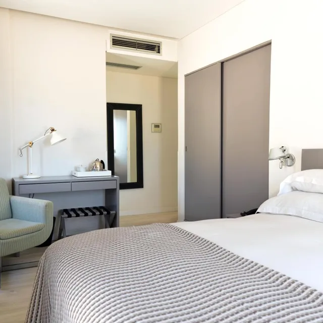 Room, Double Bed, Sea Front، Albergaria Mar Bravo 9/10