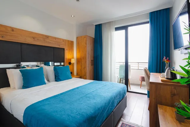 غرفة بسرير مزدوج بإطلالة على البحر، Berlin Suite Hotel Trabzon 2/6