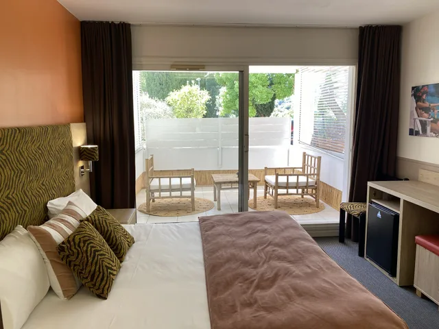 Room, Double Bed, Pamela Hotel Cassis 6/7