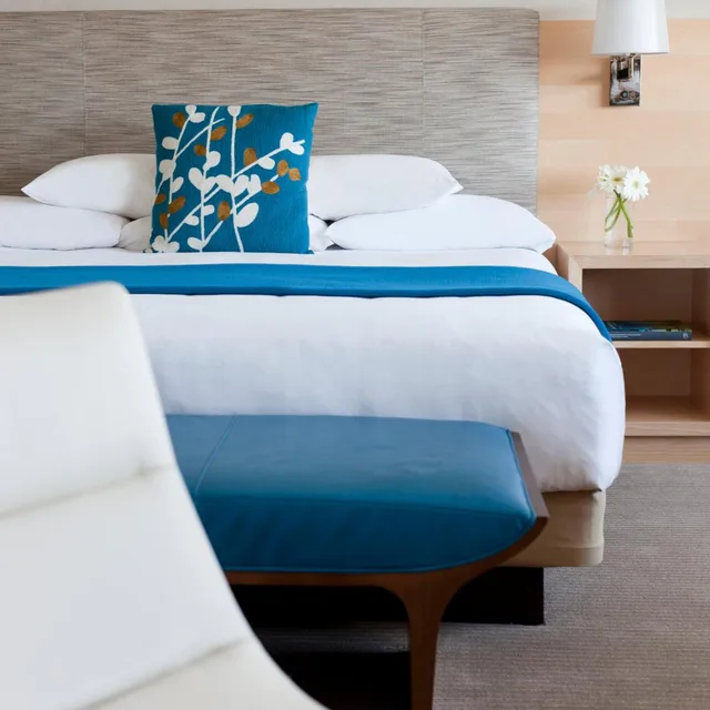 غرفة بسرير كينج بإطلالة على المرفأ، Hyatt Regency Long Beach 1/1